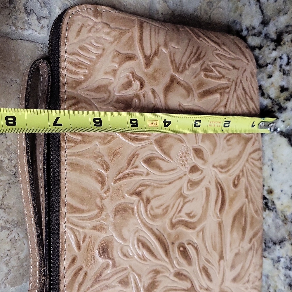 Patricia Nash Burnished Tooled Cassini Wristlet - Picture 3 of 13